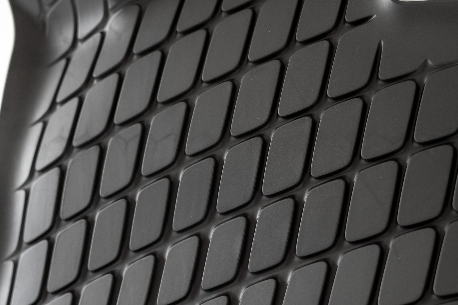 Mercedes GLC300 GLC43 GLC63 AMG OEM Winter Rubber Floor Mat set - Image 3