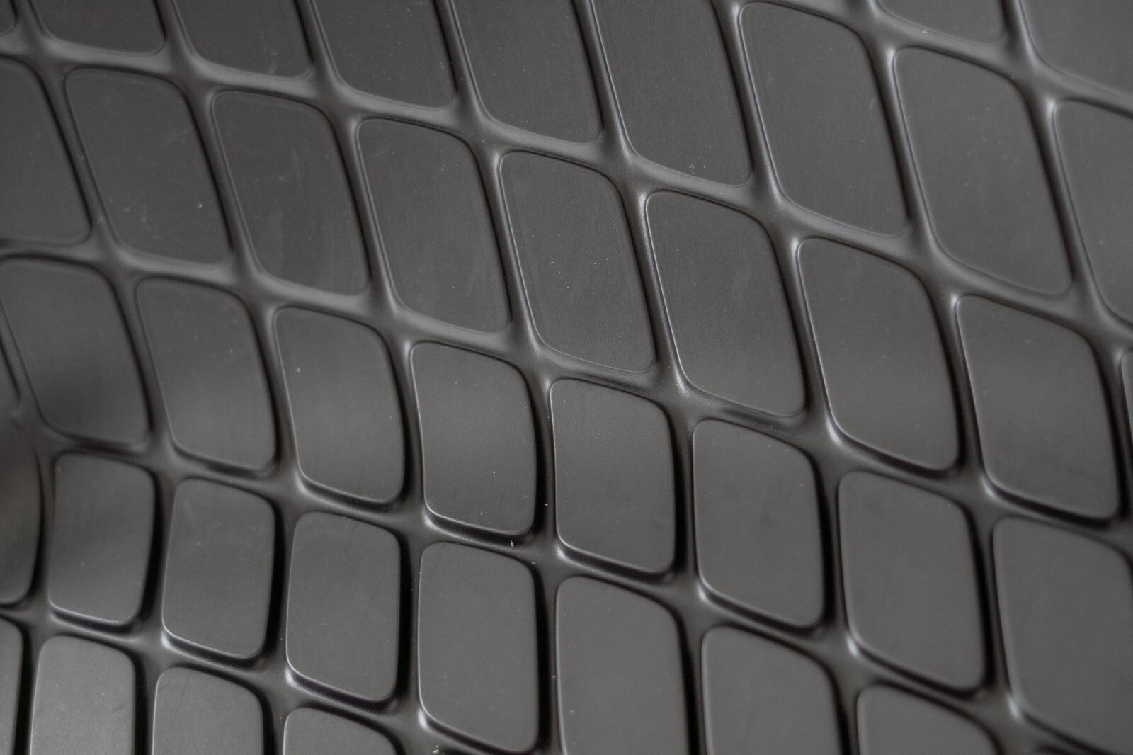 Mercedes GLC300 GLC43 GLC63 AMG OEM Winter Rubber Floor Mat set - Image 9