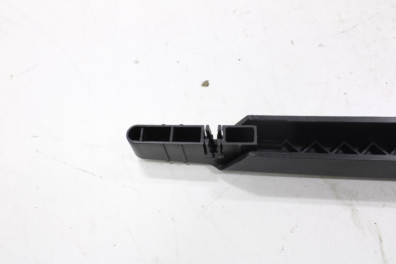 Volvo V70 XC70 2003-2007 NEW Rear Windshield Wiper Arm w/ Blade 8662751 RVO32-2A - Image 6