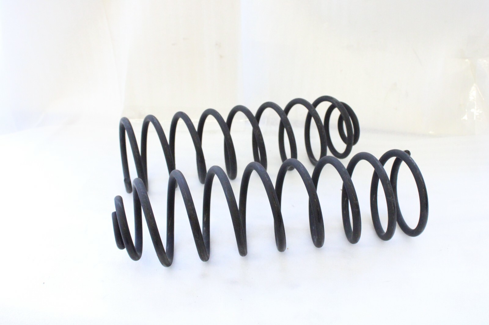 Volvo 850 C70 S70 V70 1997 1998 1999 2000 2001 2002 2003 2004OEM Coil Spring Set - Image 2
