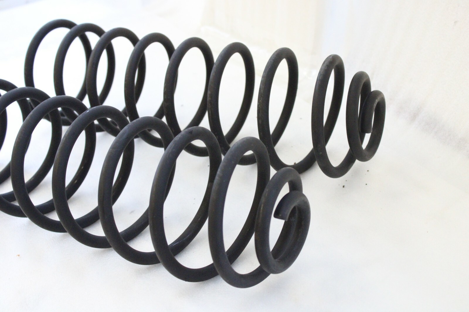 Volvo 850 C70 S70 V70 1997 1998 1999 2000 2001 2002 2003 2004OEM Coil Spring Set - Image 8