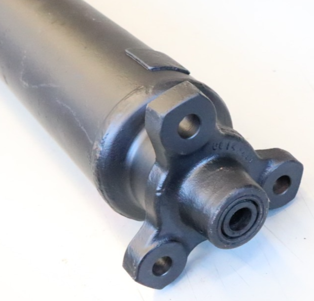 Bentley Rolls-Royce 1975-1990 OEM Driveshaft SWB – Image 3