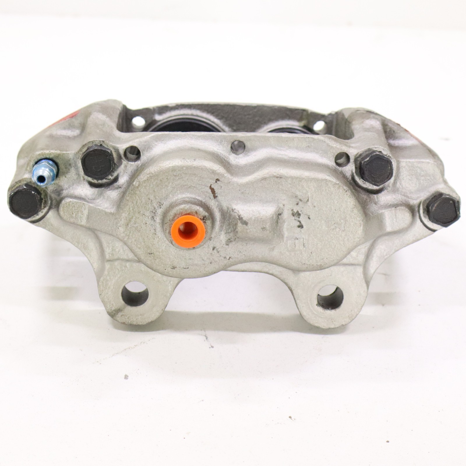 Toyota 4Runner Pickup 1984-1985 OEM Brake Caliper Front Right (Passenger Side) – Image 8