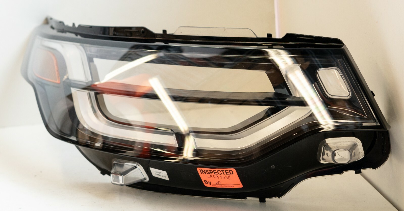 Range Rover Sport 2018-2019 OEM Right Side Headlight Lens - Image 4