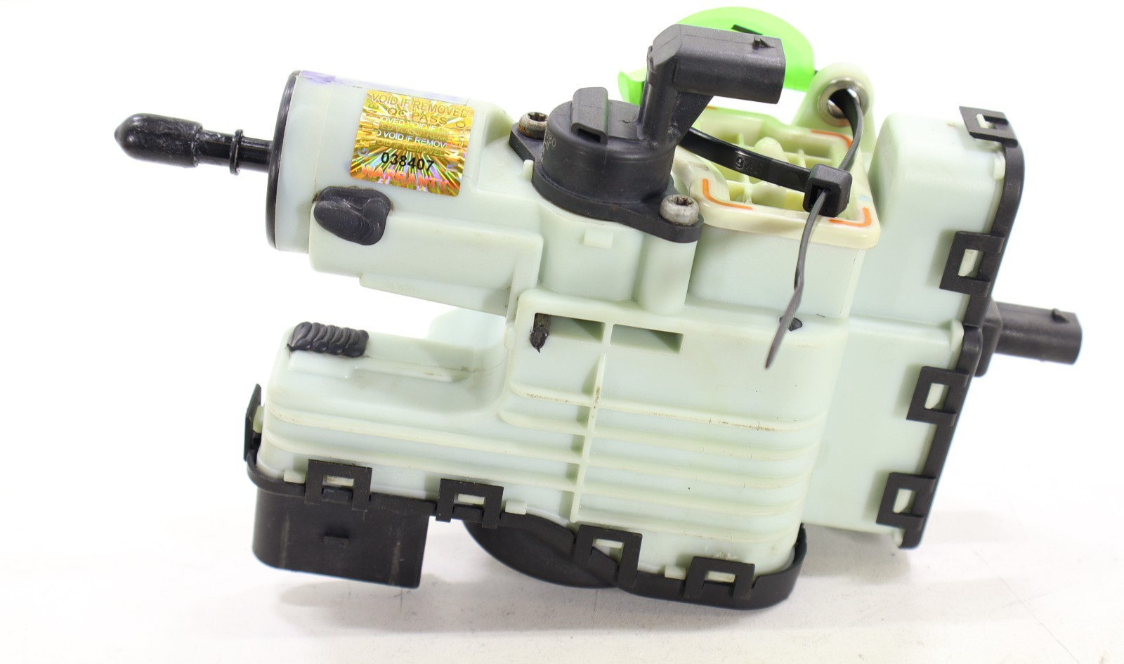 Mercedes DIESEL 2010-2018 OEM DEF Reduction Agent Pump Adblue Fluid Pump – Image 14