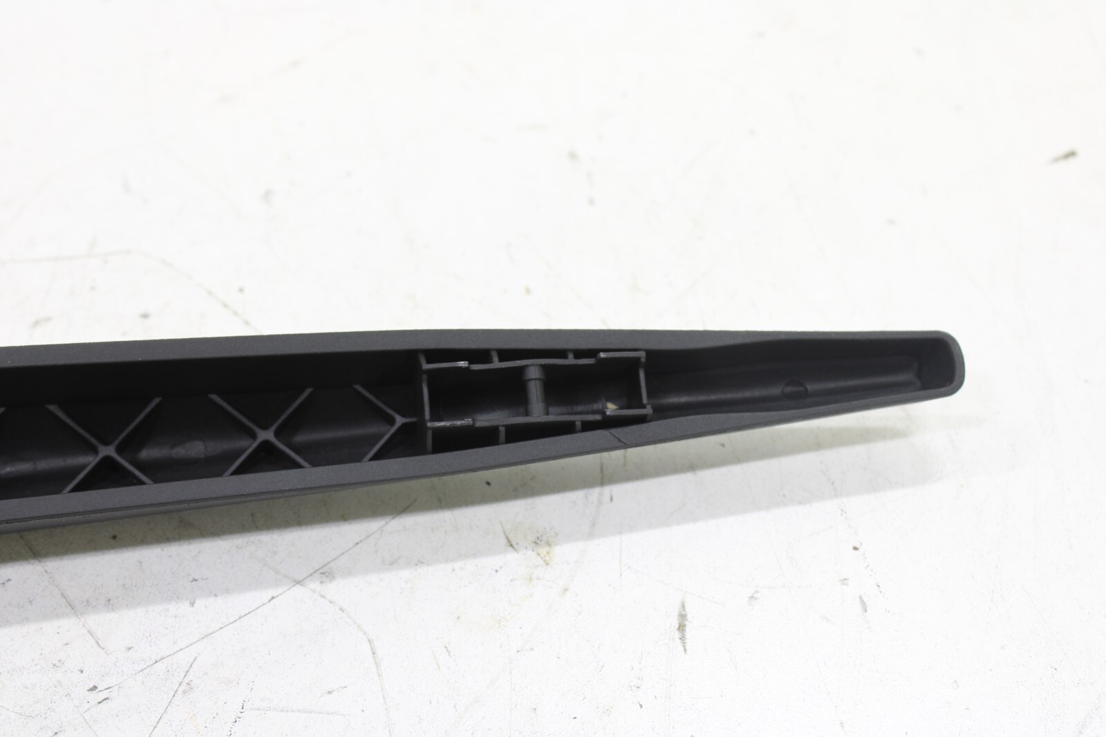 Volvo V70 XC70 2008-2016 NEW Rear Windshield Wiper Arm w/ Blade 30663893 - Image 7