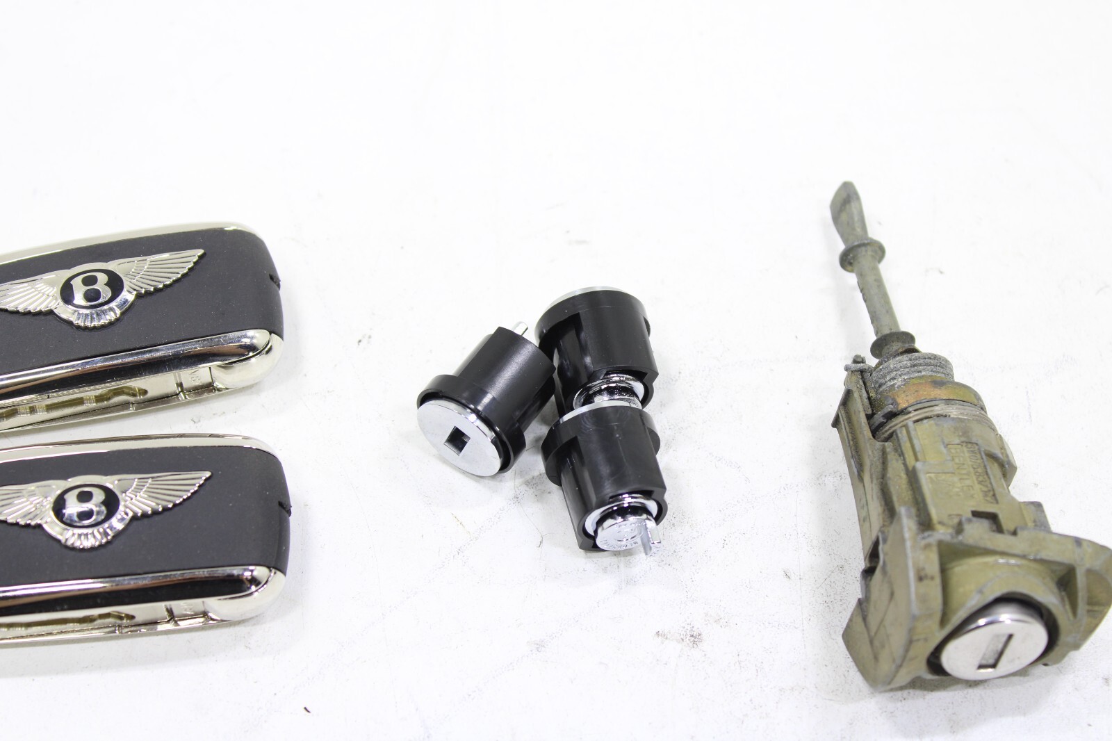 Bentley 2002-2016 OEM 2x New Bentley Cut Keys w/Glovebox & Door Lock Cylinder – Image 4