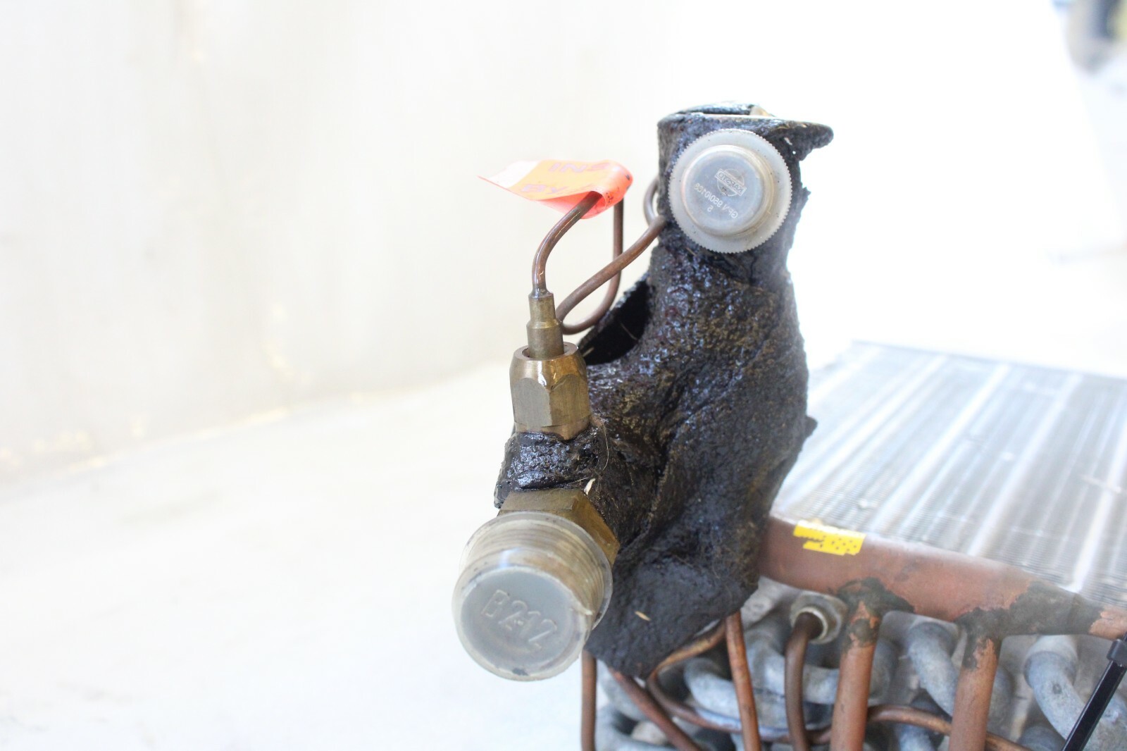 Porsche 911 1986-1989 OEM A/C Evaporator Core – Image 10