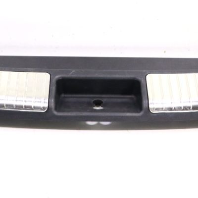 Mercedes ML350 ML450 ML550 ML63 W164 2006-2011 OEM Tailgate Scuff Plate Trim