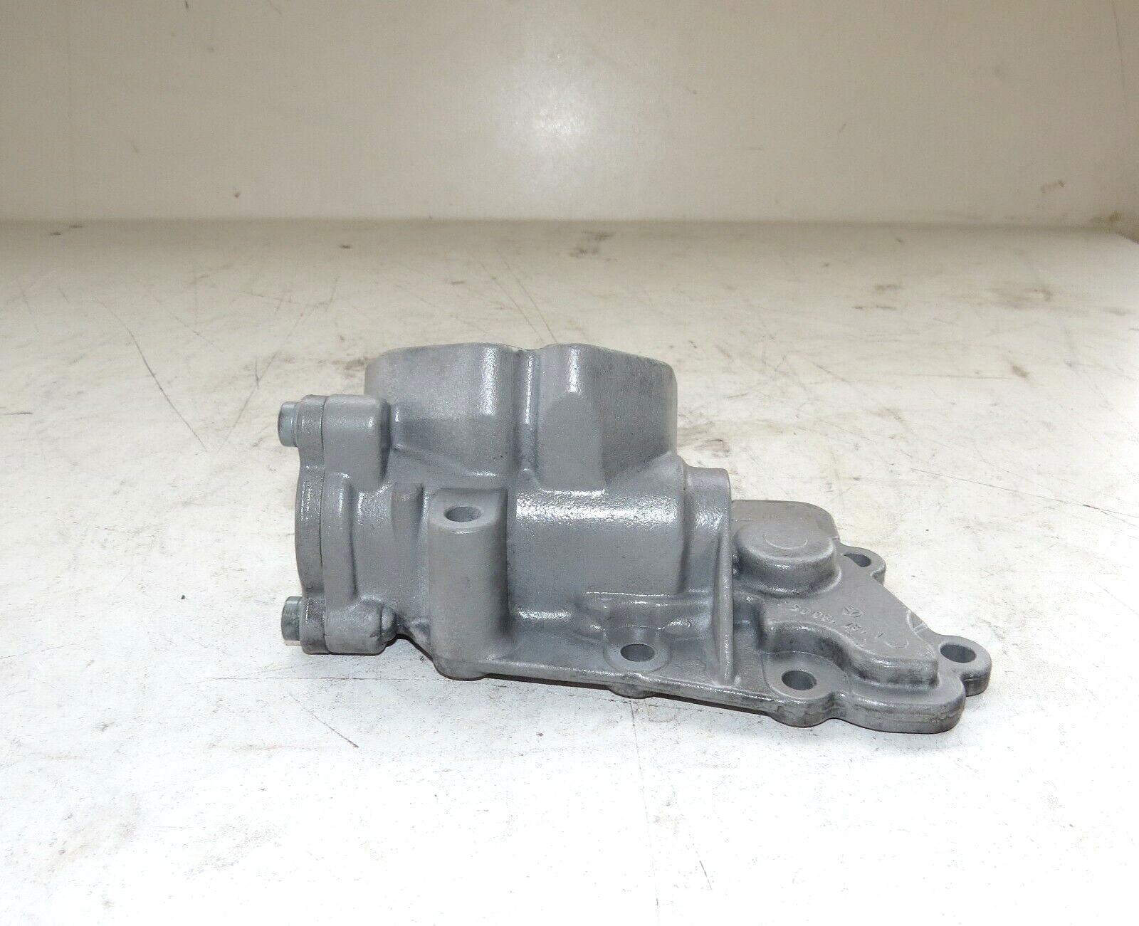 Mercedes CL600 S600 2001-2006 OEM Engine Oil Cooler Housing – Image 6