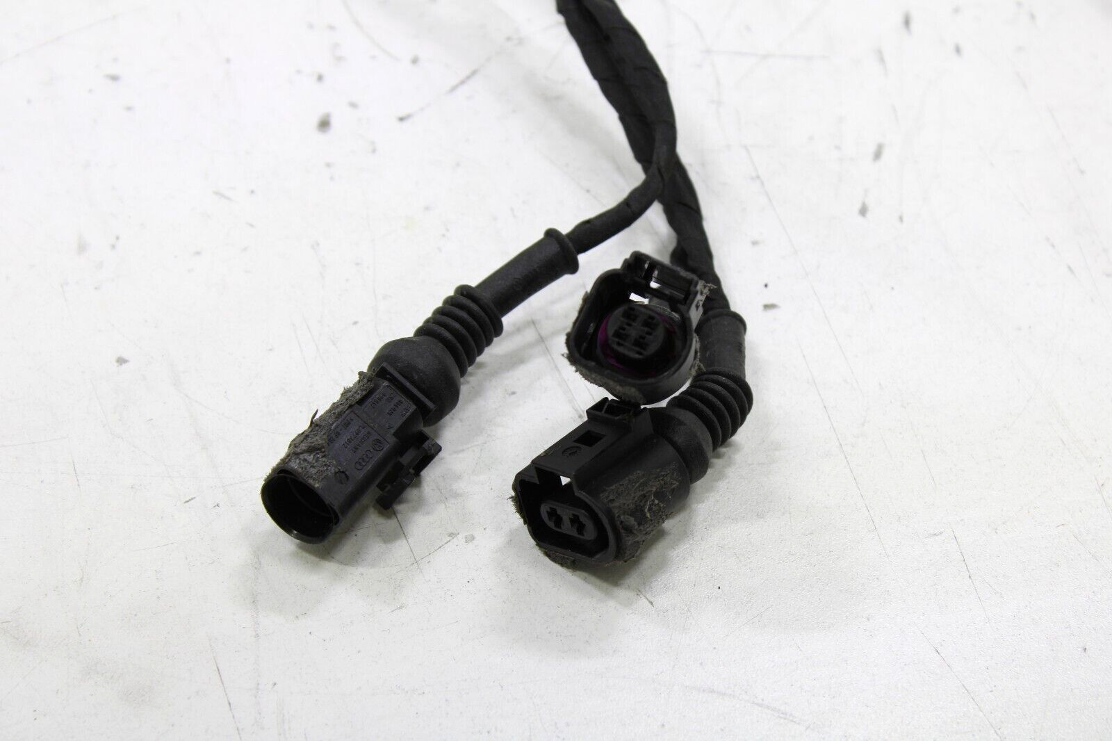 Bentley Bentayga 2017-2020 OEM Side Step Motor I/C Composite Wiring Harness - Image 4