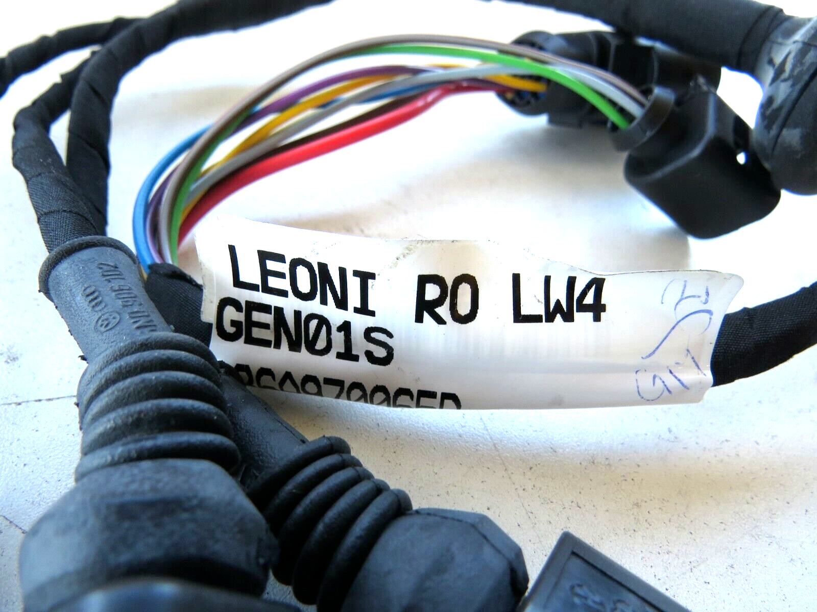Bentley Bentayga 2017-2020 OEM NEW Side Step Motor Composite Wiring Harness - Image 7