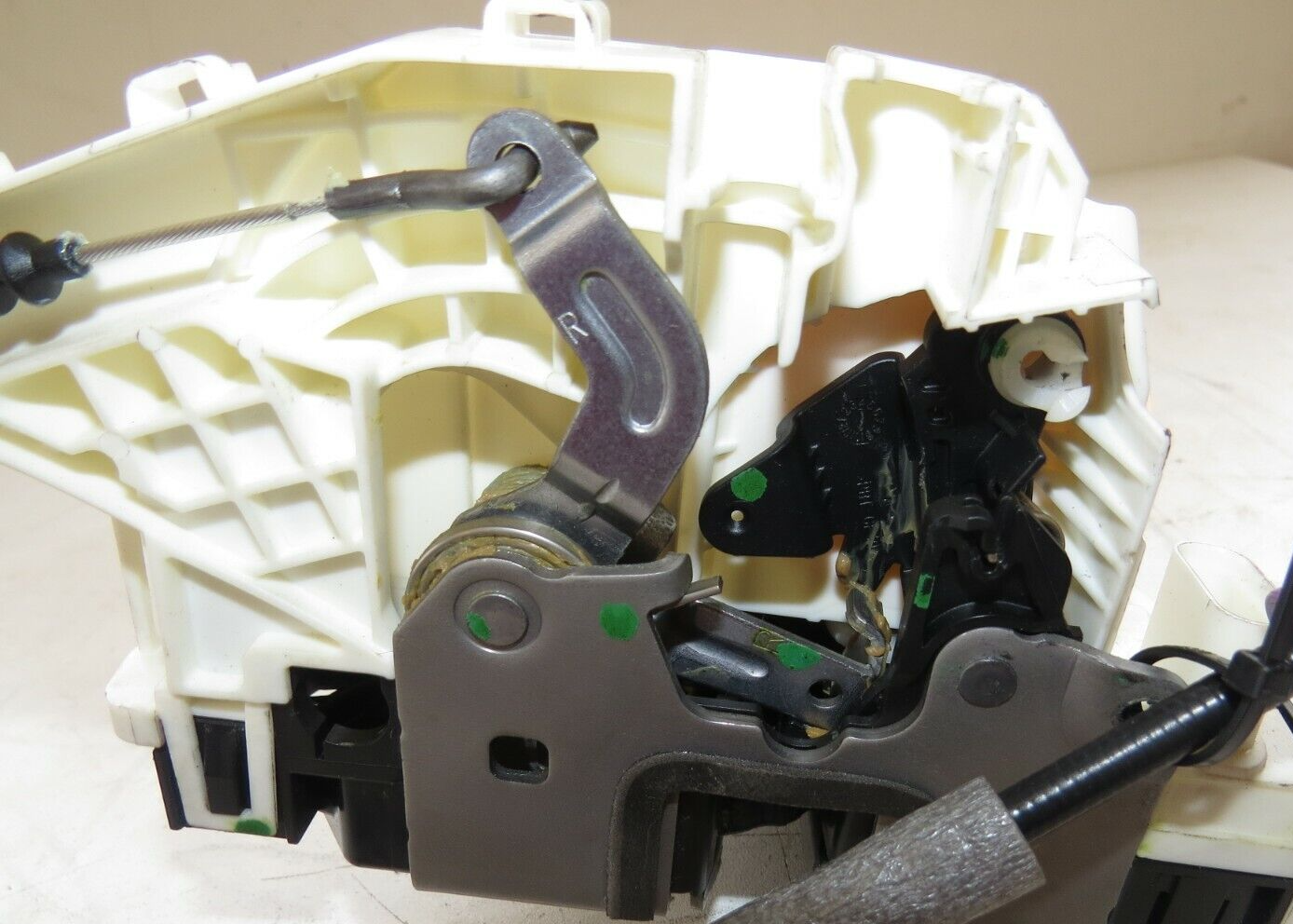 Mercedes 2012-2020 OEM Door Lock Actuator Front Right (Passenger Side) - Image 6