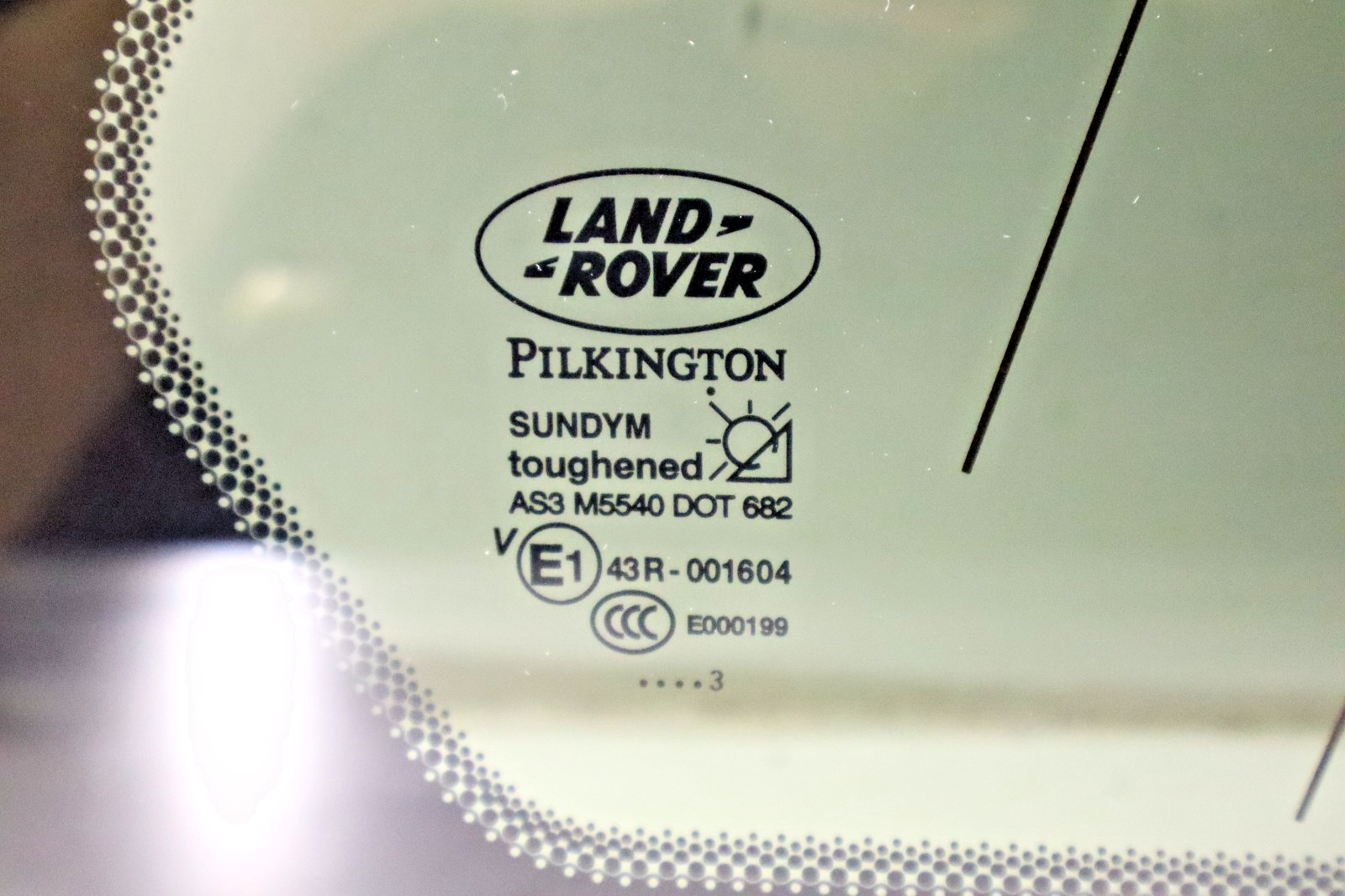 Range Rover Sport L320 2012-2013 OEM NEW Quarter Window Glass Rear Right - Image 5