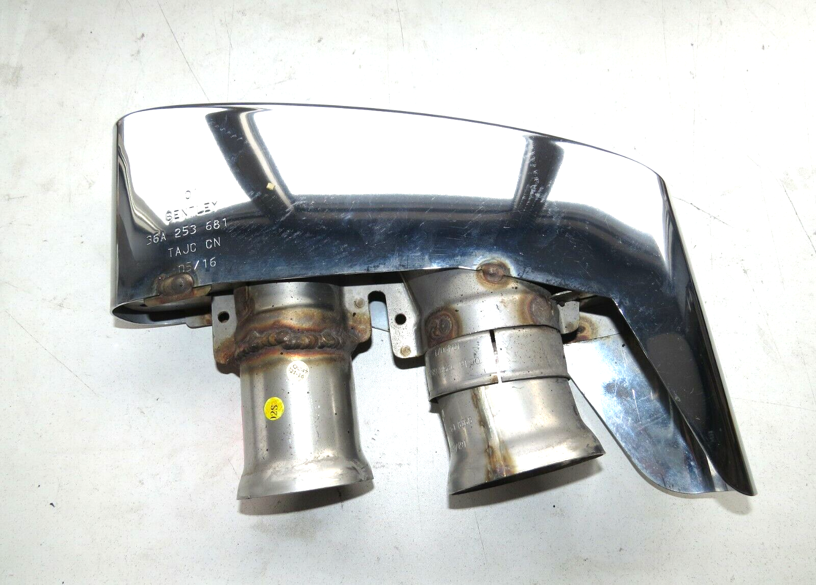 Bentley Bentayga 2017-2023 OEM Exhaust Tail Pipe Tip Left (Driver Side) – Image 6