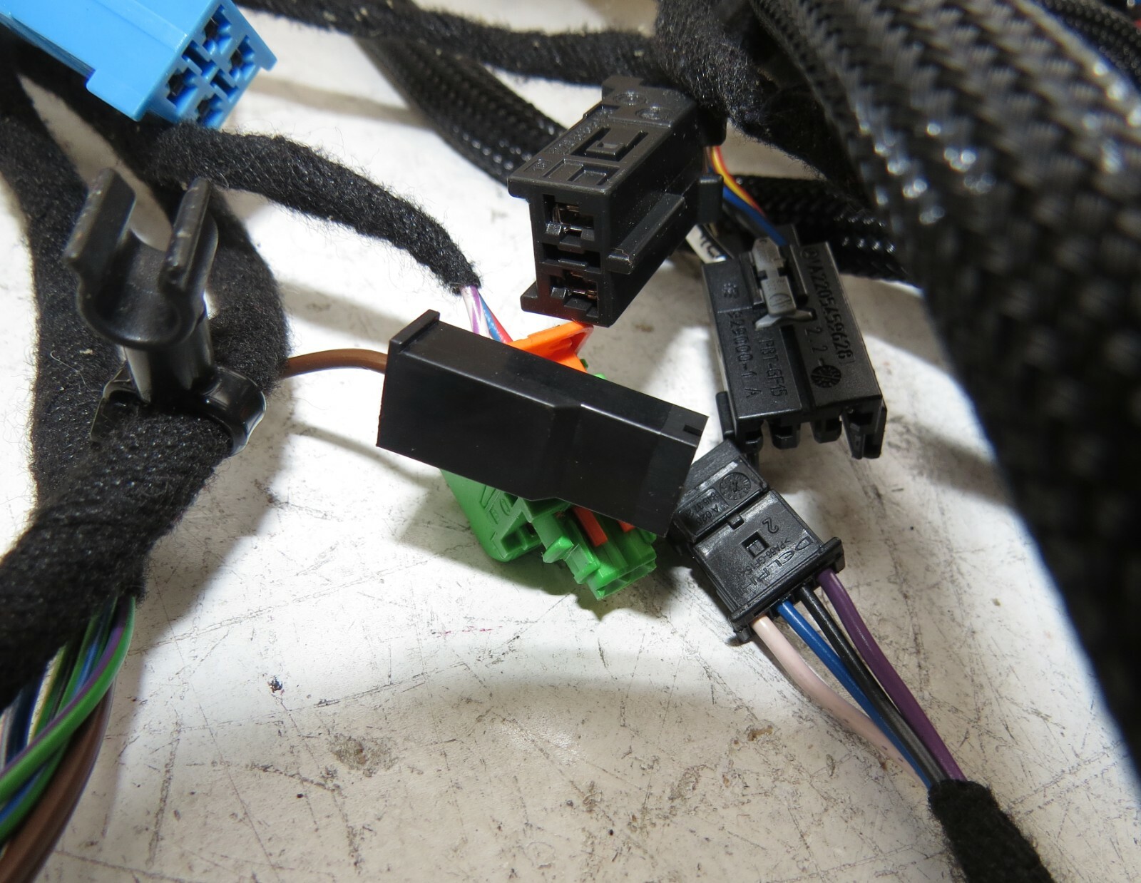Mercedes W204 C250 C300 2008-2014 OEM Electrical Wiring Harness - Image 4