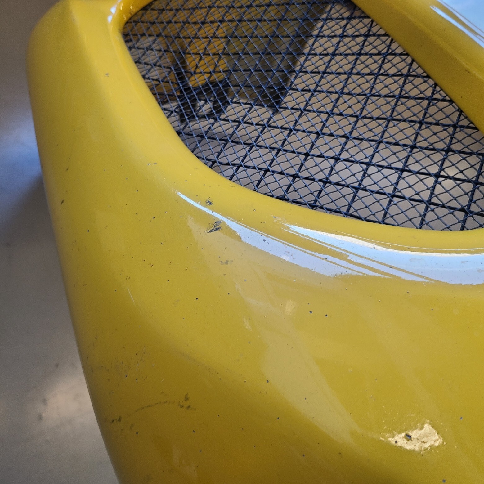 Pirelli Ferrari 360 Modena Spider 2001 2002 2003-2008 OEM Front Bumper Yellow – Image 3
