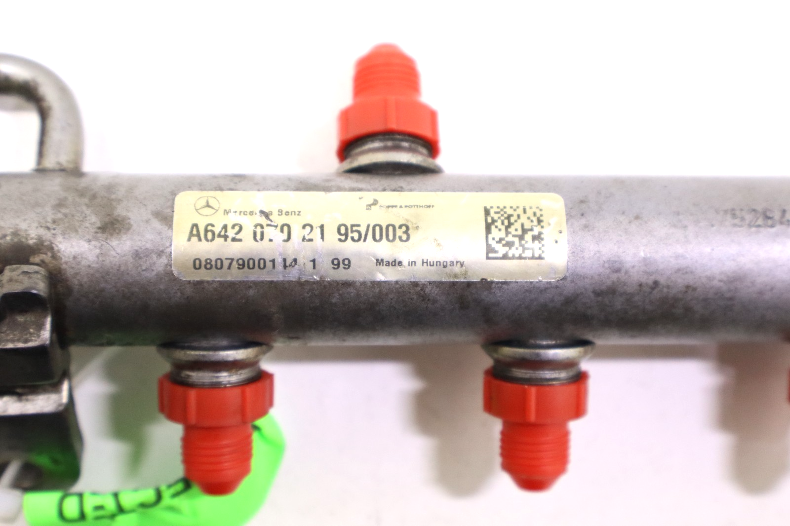 Mercedes GL350 ML320 ML350 R320 R350 DIESEL 2007-2013 OEM Fuel Rail Left Side - Image 2