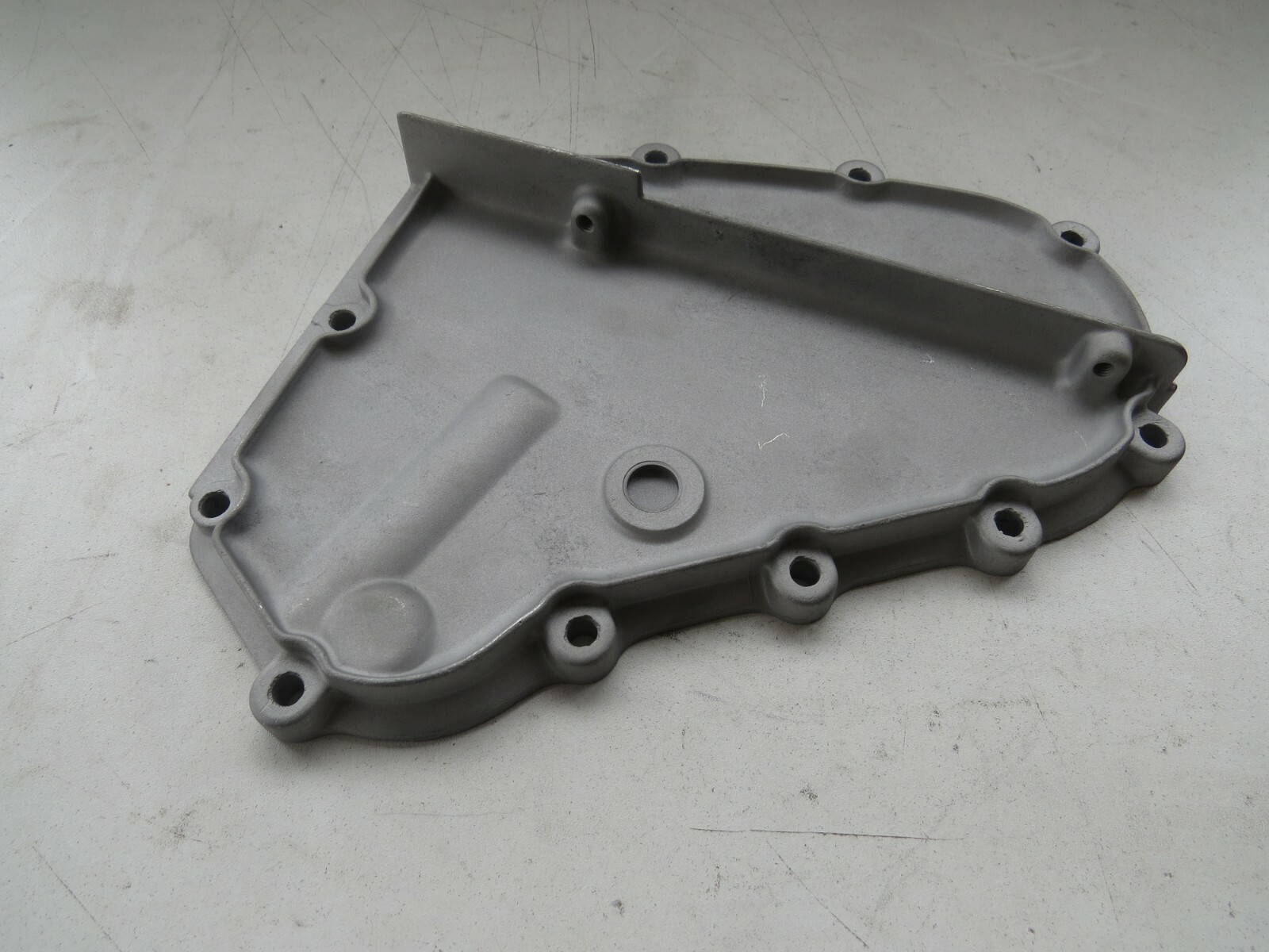 Porsche 911 1965 1966 1967 OEM Timing Chain Box Cover 9011051063R – Image 4