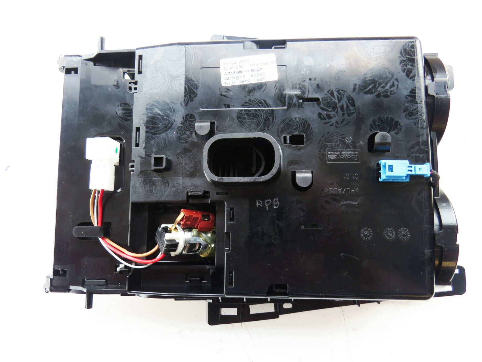 Mercedes E Class 2014 2015 2016 OEM Ash Tray Storage Compartment 2126804150 - Image 5