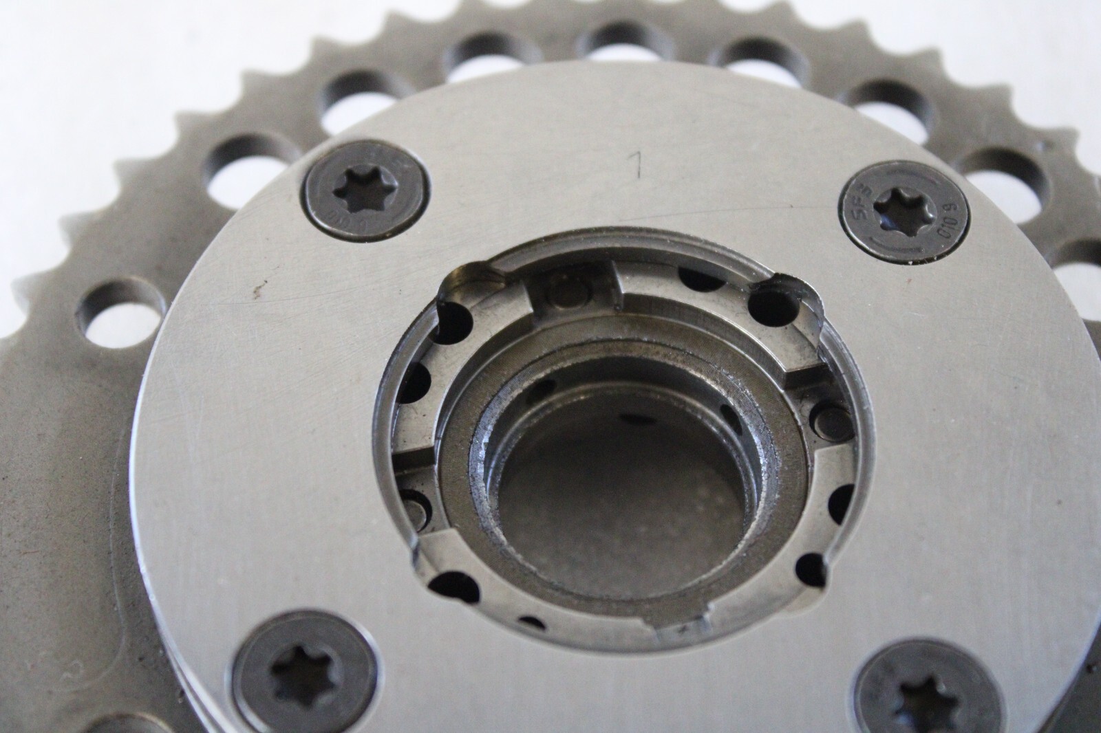 BMW Mini Cooper 2019-2024 OEM Engine Timing Camshaft Sprocket Intake - Image 9