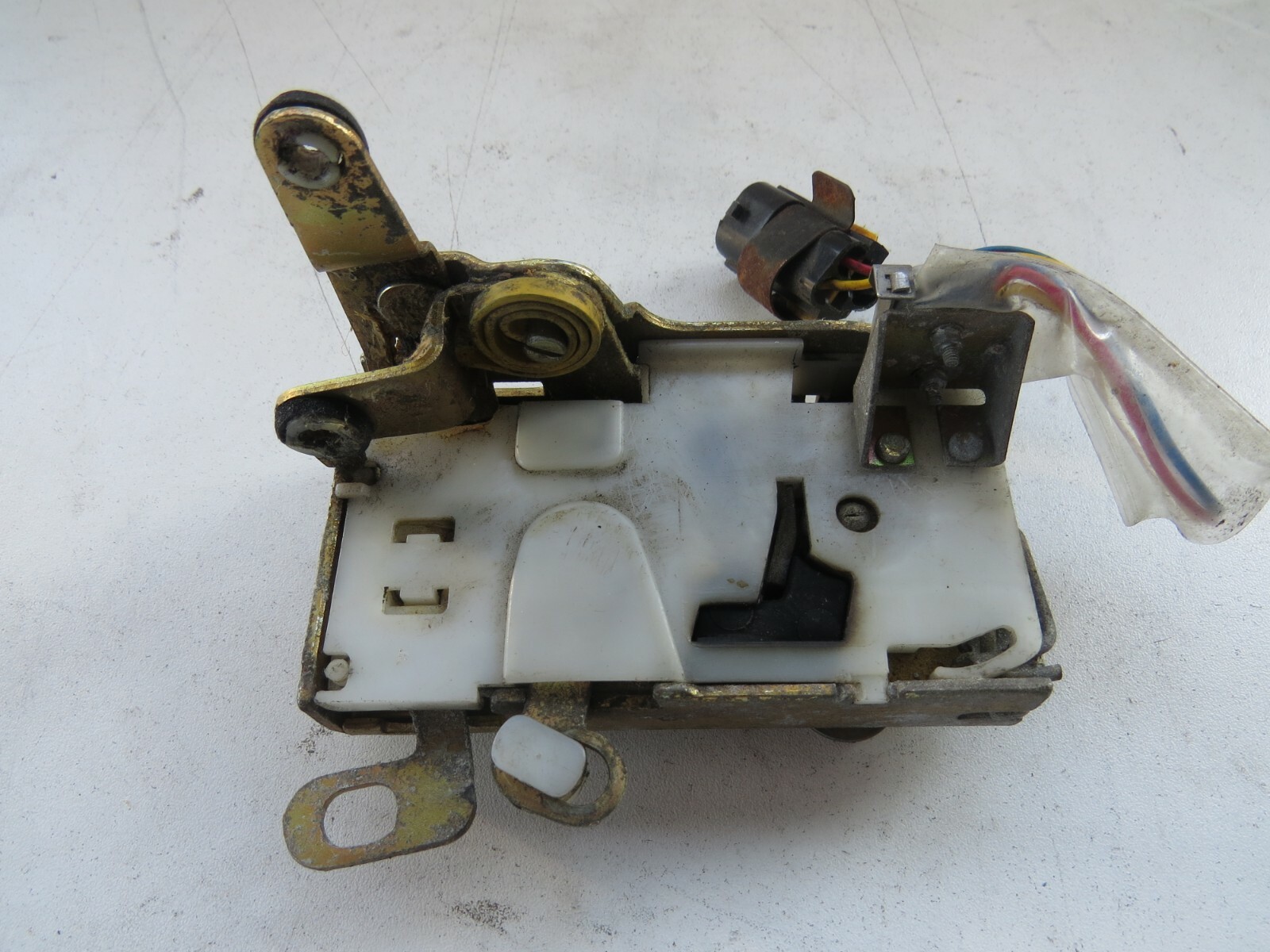Bentley Rolls Royce 1983-84 1985 1986 1987 1988 1989 OEM Door Lock Latch FR RH - Image 7
