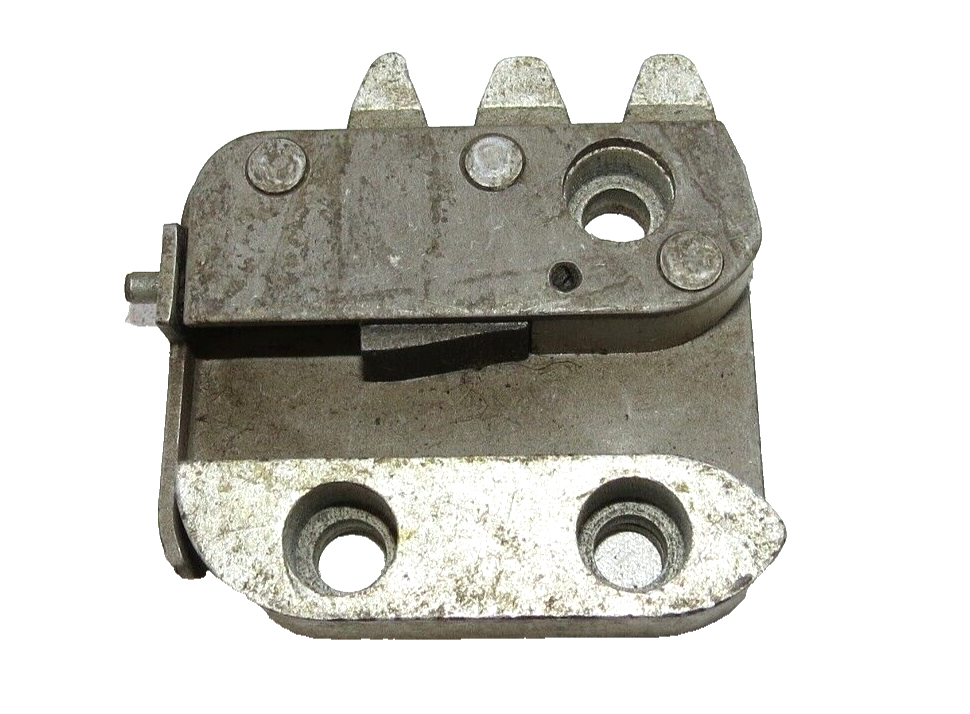 Bentley Rolls Royce 1955-1965 OEM NOS Door Striker Plate Right (Passenger Side) – Image 2