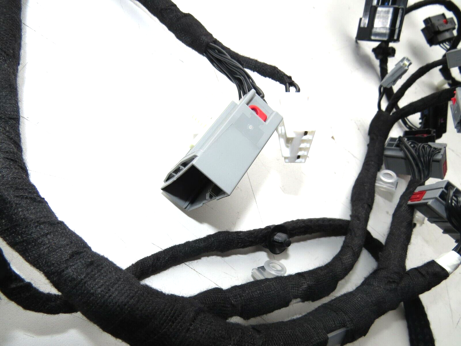 Land Rover Range Rover 2015-2016 OEM NEW Door Wiring Harness Front Right Lower - Image 6