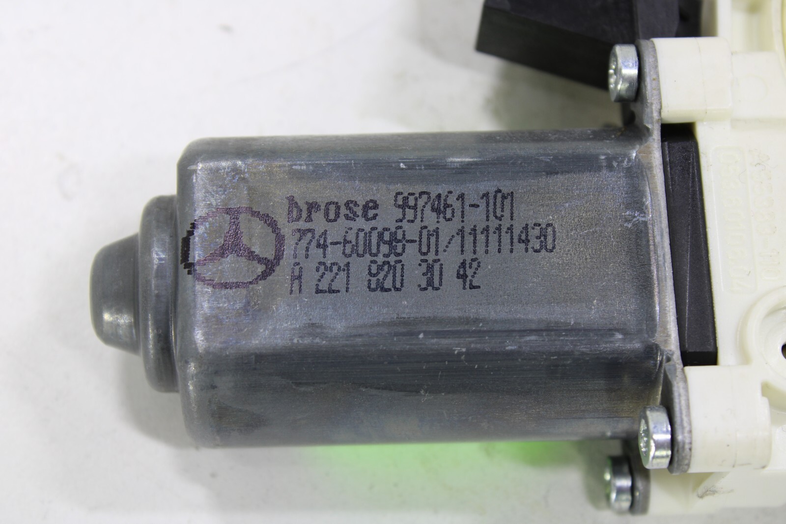 Mercedes S350 S400 S550 S600 S63 S65 2007-2013 OEM Power Window Motor Rear Right - Image 4