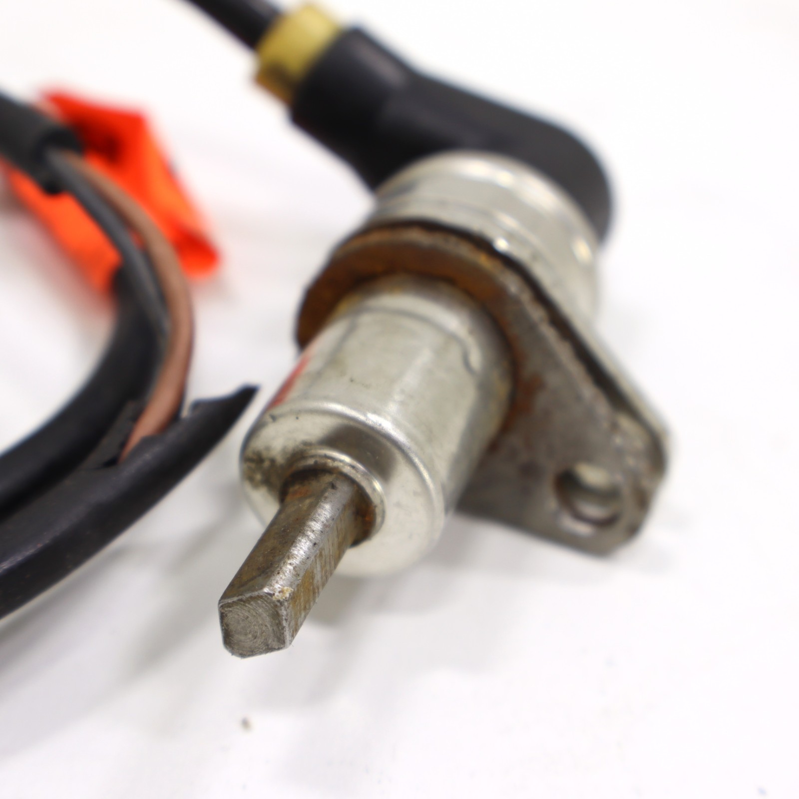 Bentley Rolls Royce 1980-2003 OEM ABS Wheel Sensor Rear - Image 2
