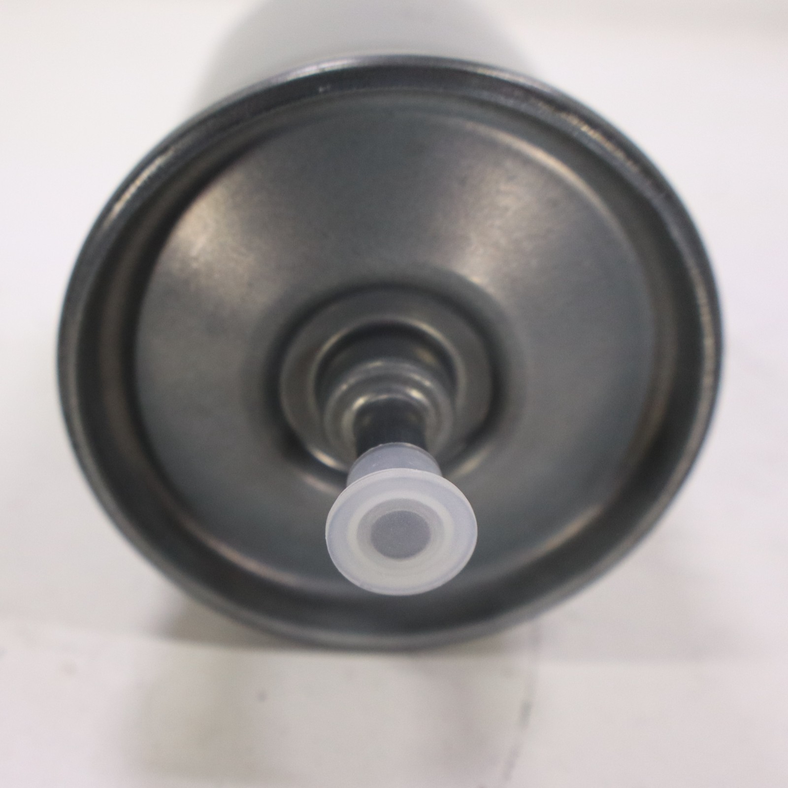Audi Volkswagen 1980-2005 OEM NEW BOSCH Fuel Filter - Image 4