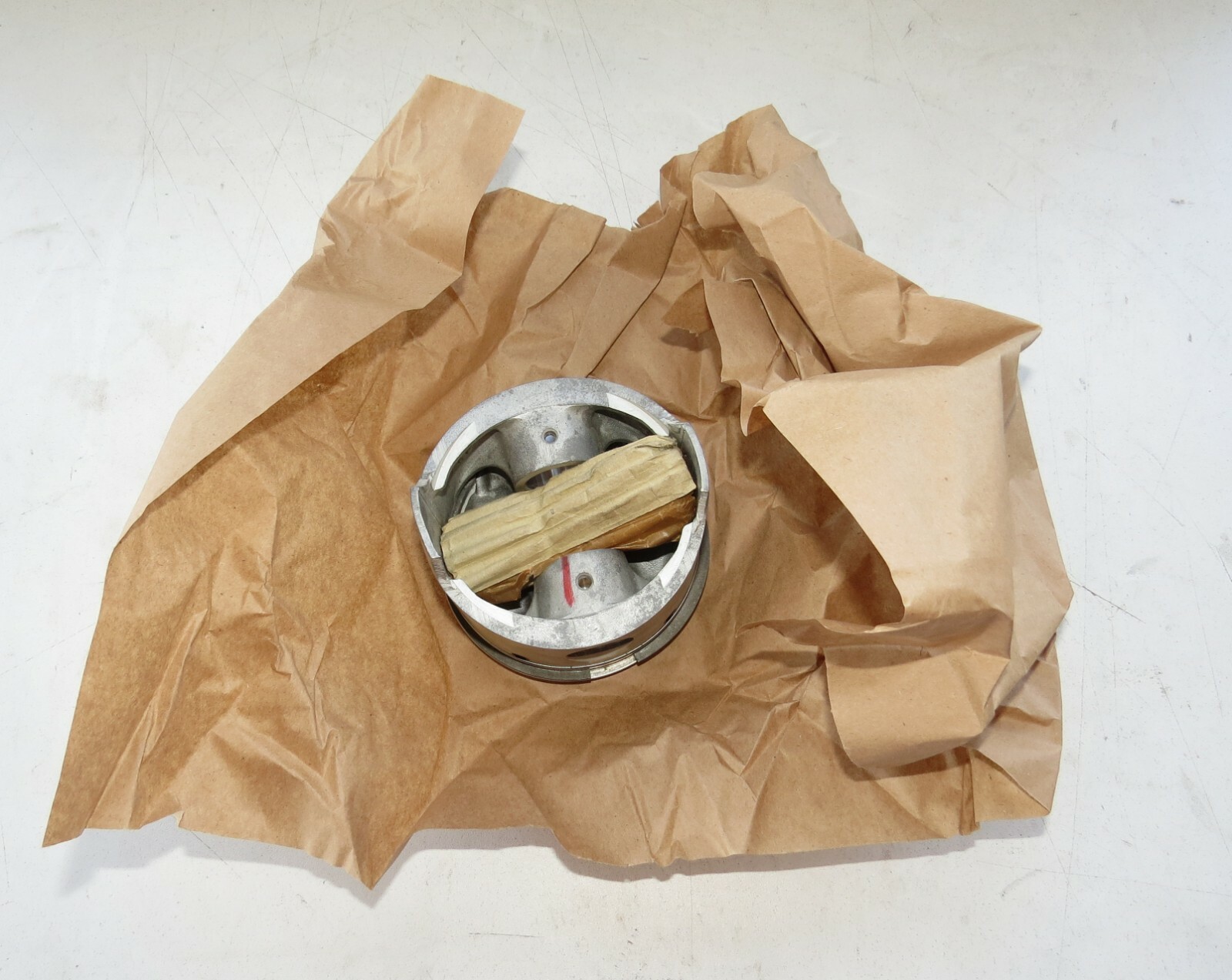 Bentley Rolls-Royce 1981-1987 OEM NEW Piston & Wrist Pin - Image 5