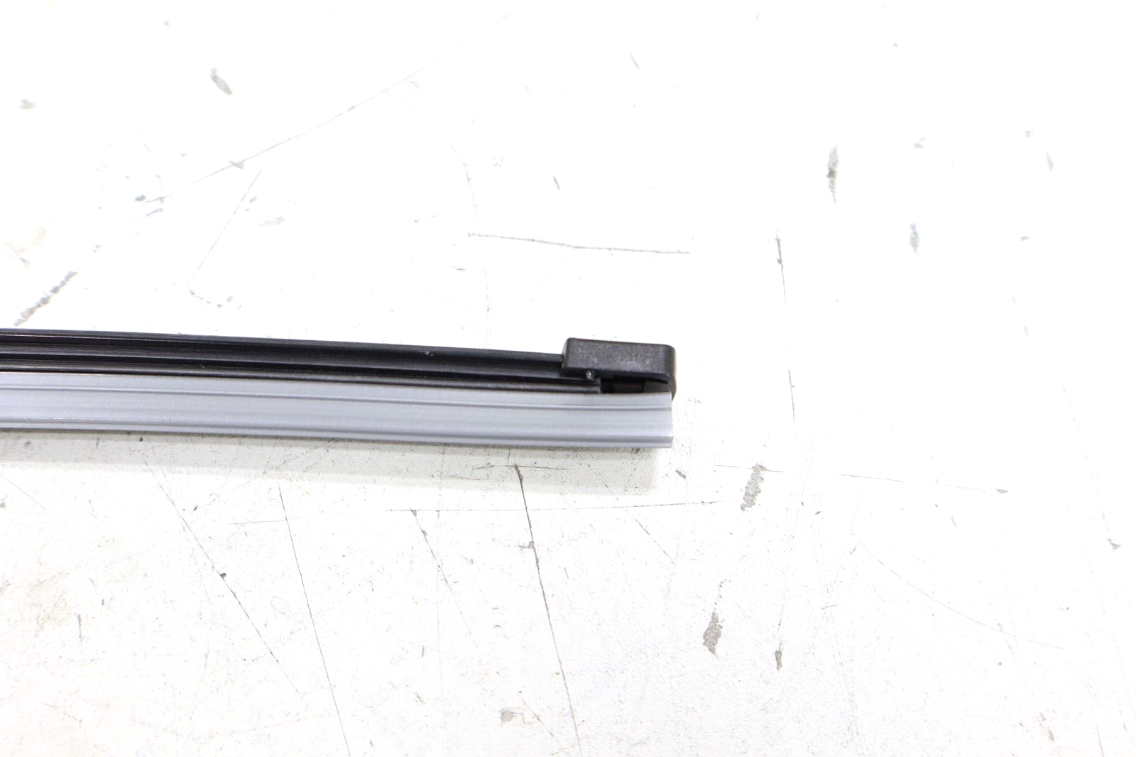 Volvo V40 2012 2013 2014 2015 2016 NEW Rear Windshield Wiper Arm w/ Blade – Image 8