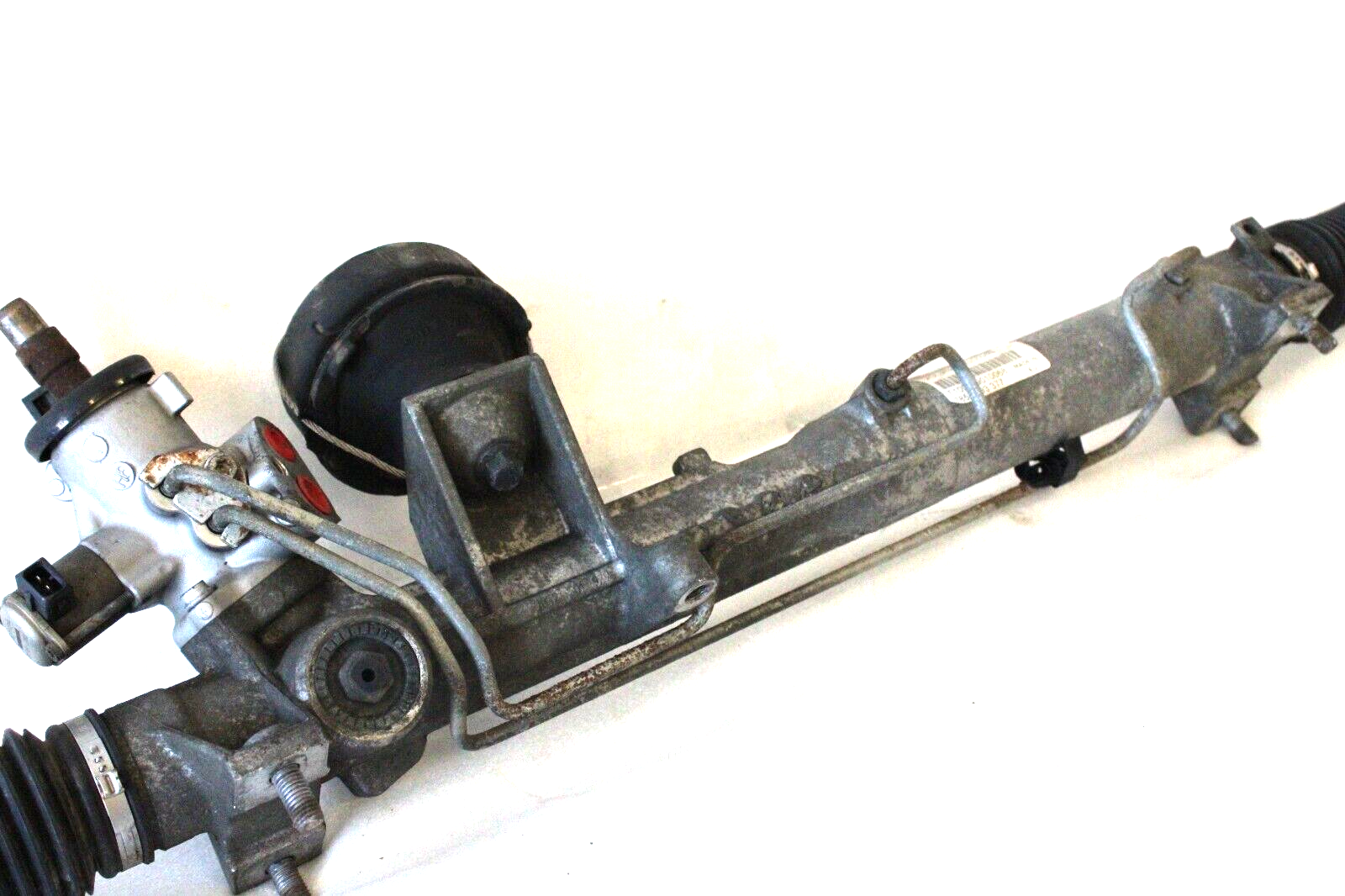 Volvo XC90 2003-2006 OEM Power Steering Rack and Pinion – Image 7