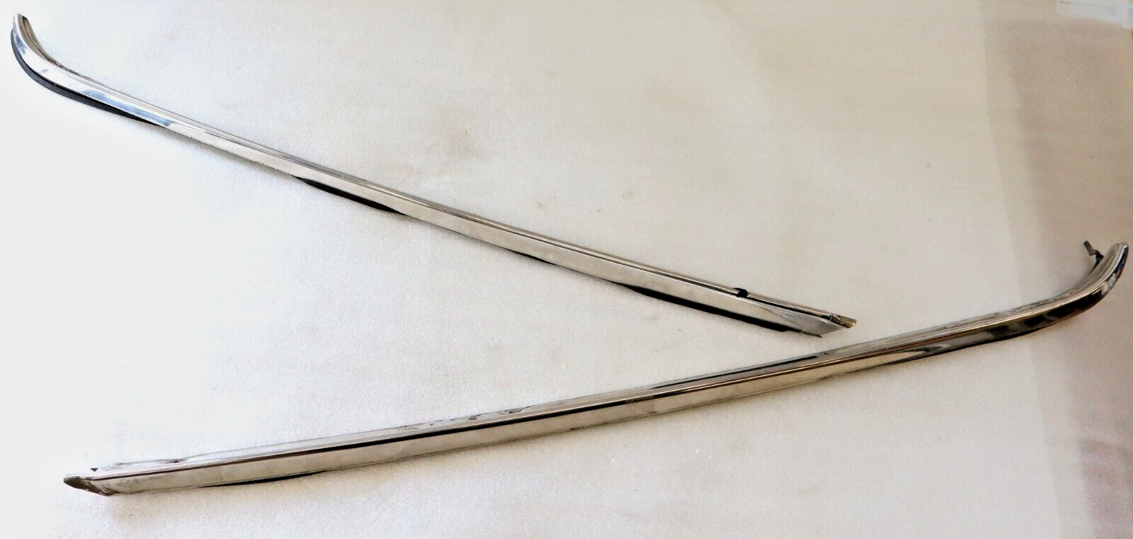 Bentley Rolls Royce 1981-1998 OEM Windshield Chrome Trim And Rain Deflectors - Image 2