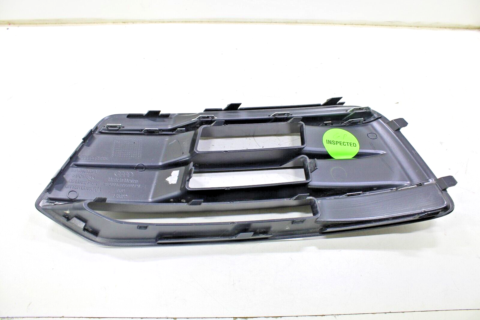 Audi Q5 2019-2020 OEM Front Right Bumper Lower Grille Cover – Image 5