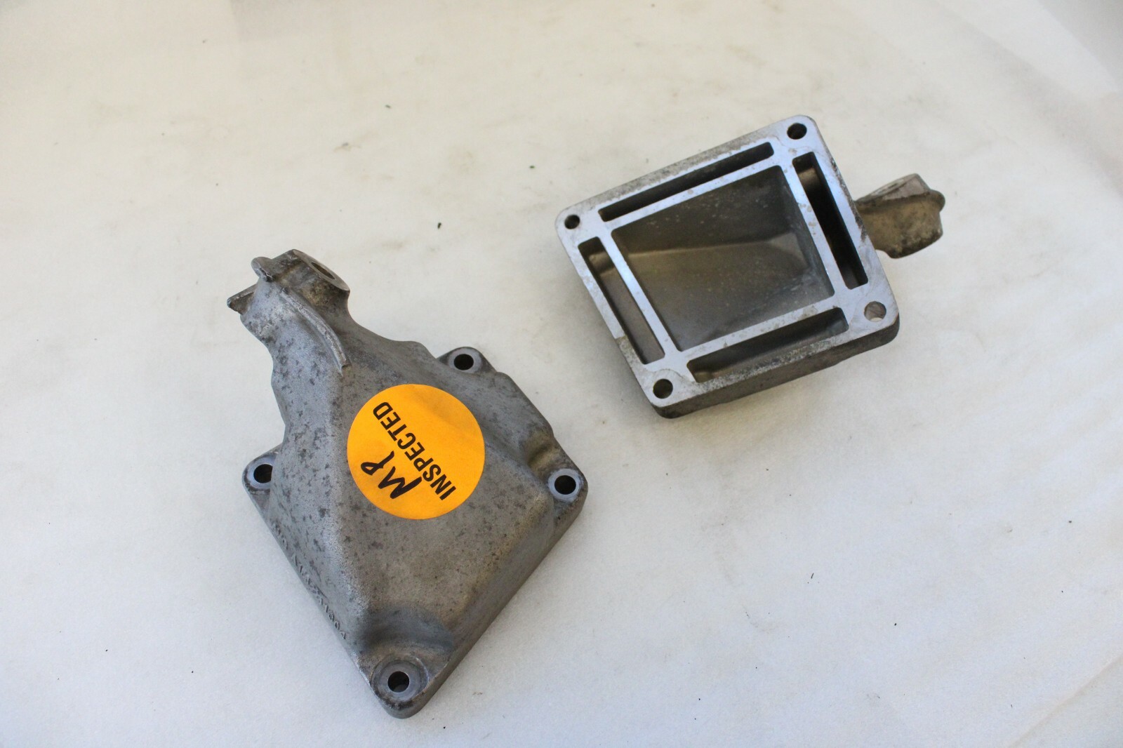 Mercedes ML63 R63 2007 2008 2009 2010 2011 OEM Engine Mount Bracket Set LH & RH – Image 5