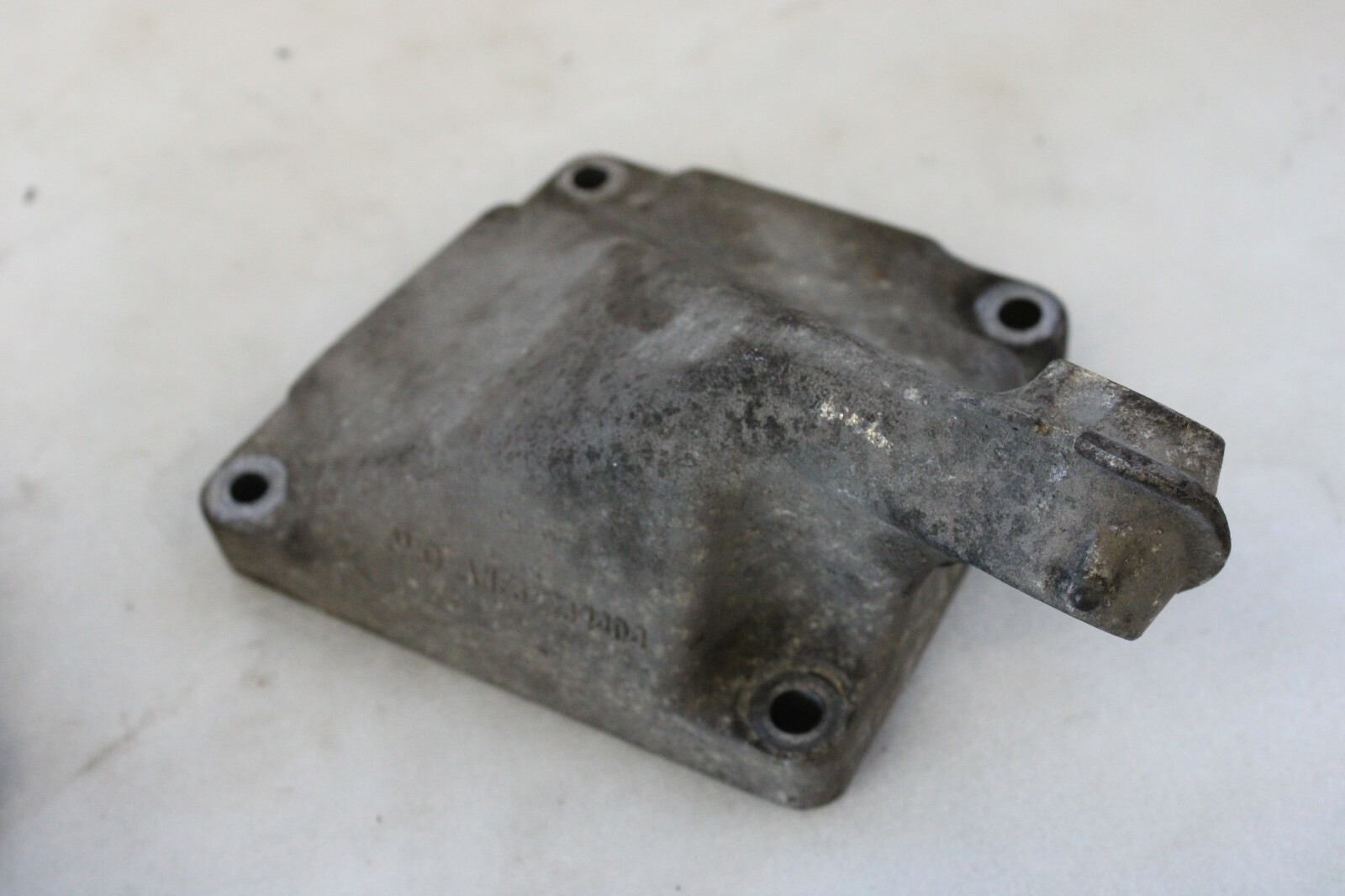 Mercedes ML63 R63 2007 2008 2009 2010 2011 OEM Engine Mount Bracket Set LH & RH – Image 9
