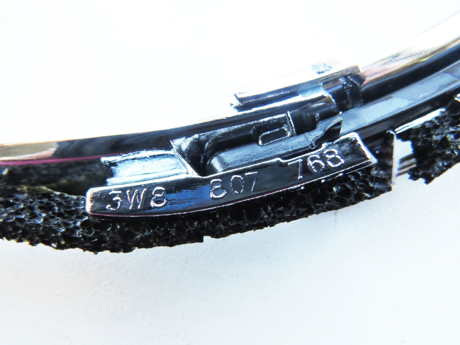 Bentley Continental GT GTC 2003-2010 OEM NEW Headlight Trim Frame Bezel RH Inner - Image 8