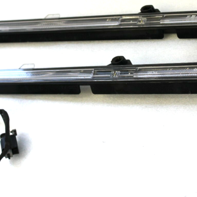 Mercedes X166 2013-2019 OEM Entrance Step Light Set of 2 Front RH & Rear RH
