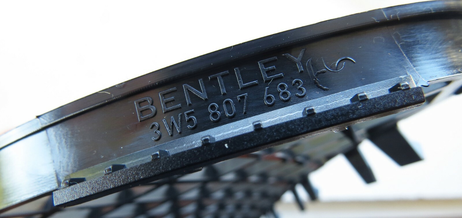 Bentley Continental 2005 2006 2007 2008 2009 OEM NEW Bumper Grille 3W5807683C – Image 8