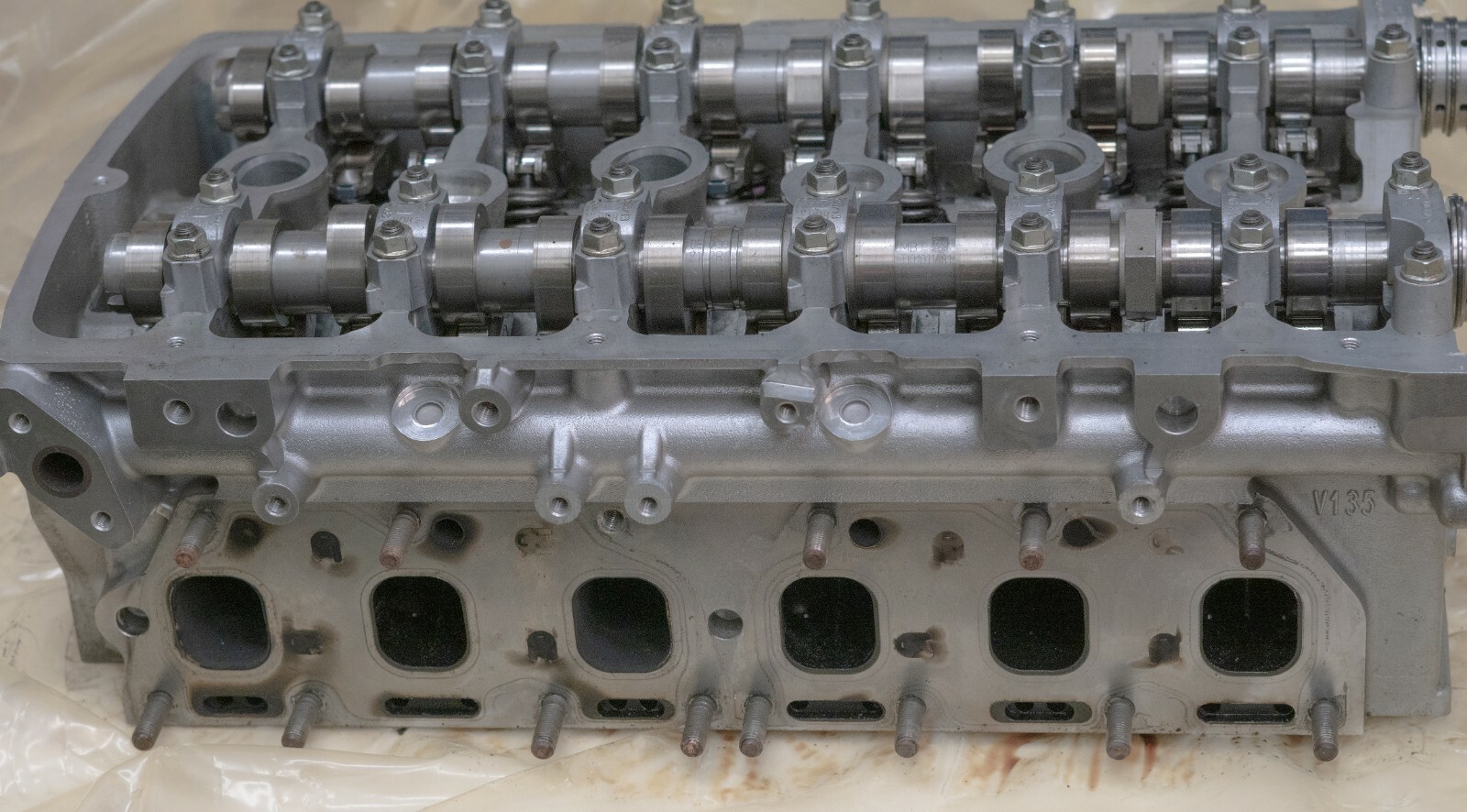 Bentley Continental 6.0L W12 2003-2018 2019 OEM Engine Cylinder Head Right - Image 3