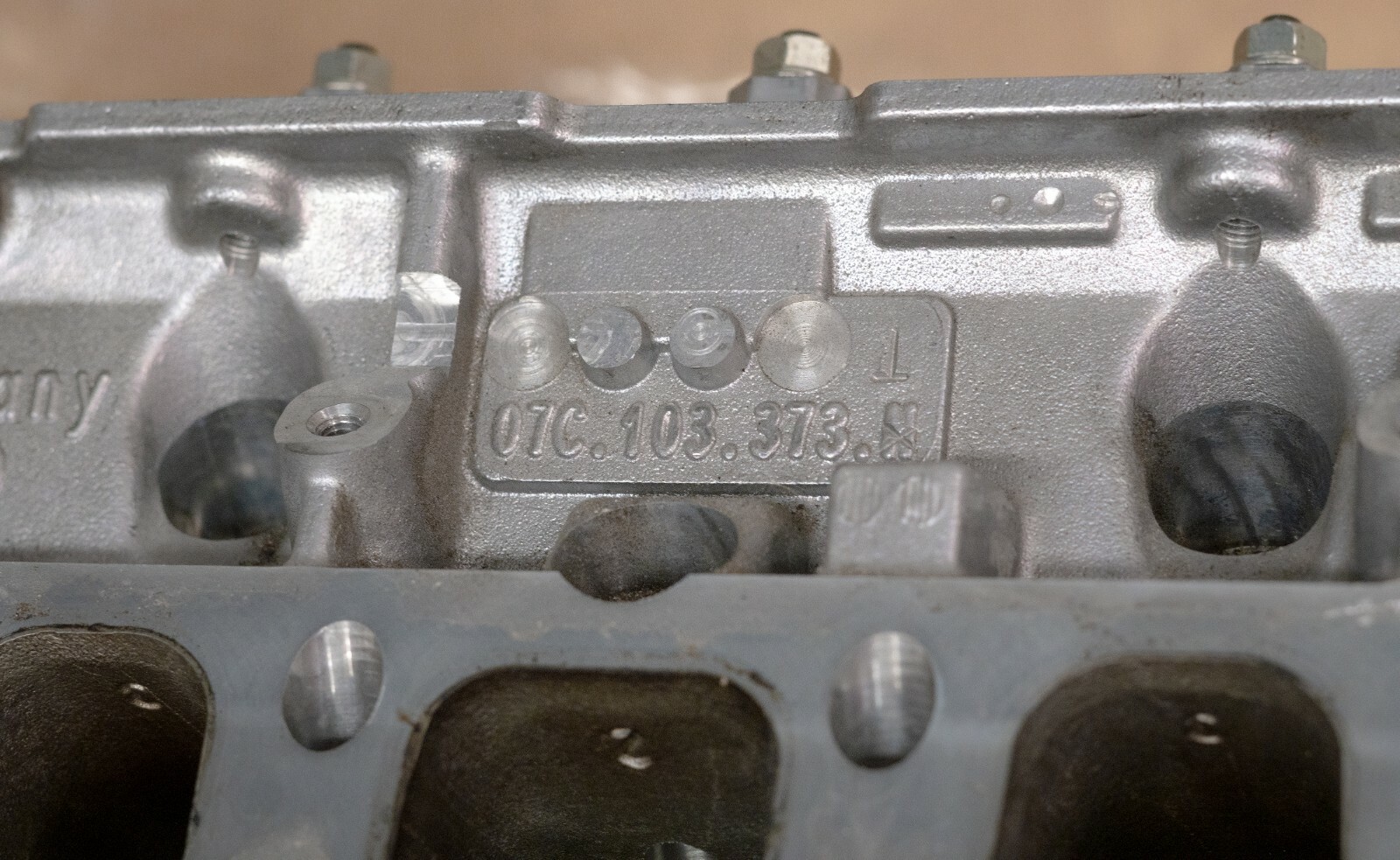 Bentley Continental 6.0L W12 2003-2018 2019 OEM Engine Cylinder Head Right - Image 9