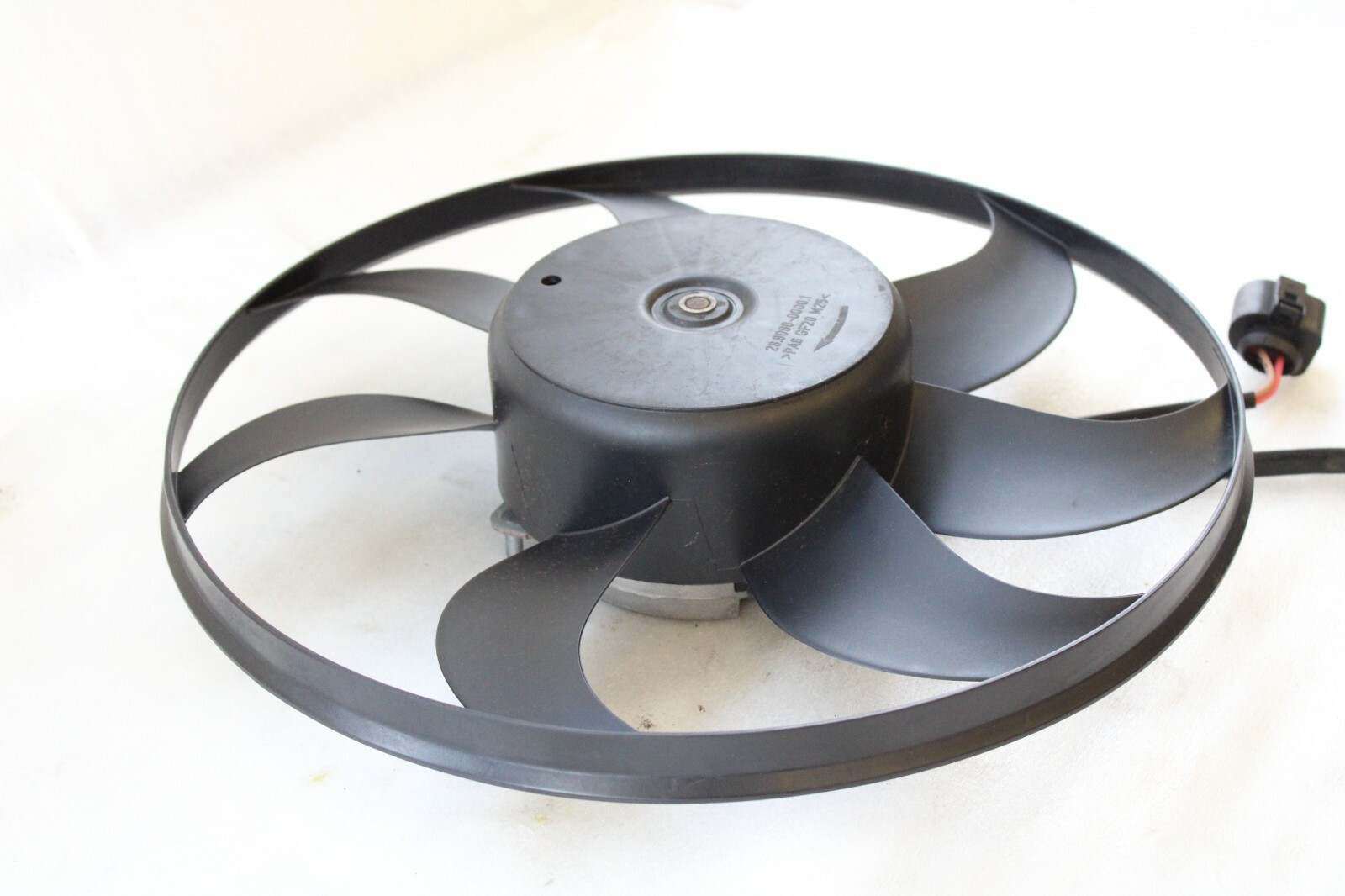 Volkswagen 2015-2018 OEM Auxiliary Cooling Fan W/Motor – Image 6