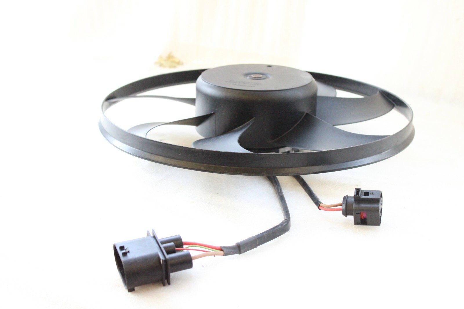 Volkswagen 2015-2018 OEM Auxiliary Cooling Fan W/Motor – Image 8