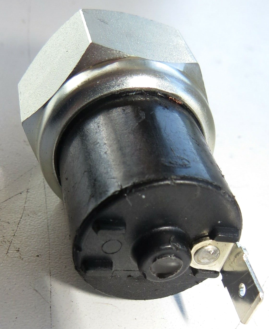 Bentley Rolls Royce 1966-1976 OEM NEW Oil Pressure Switch – Image 5