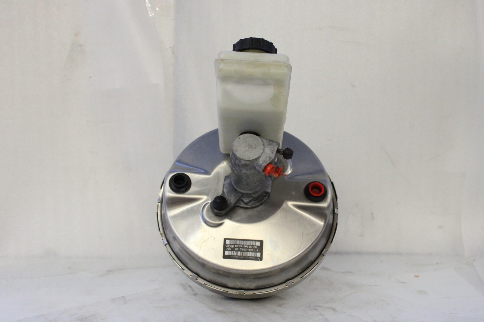 Aston Martin DB11 Vantage V8 2006-2023 OEM Brake Booster and Master Cylinder - Image 4
