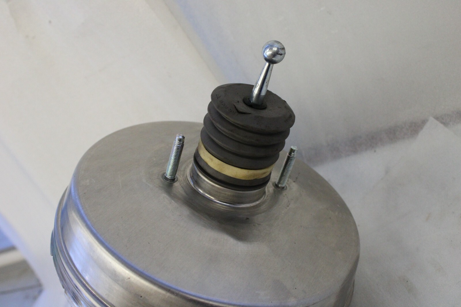 Aston Martin DB11 Vantage V8 2006-2023 OEM Brake Booster and Master Cylinder - Image 5