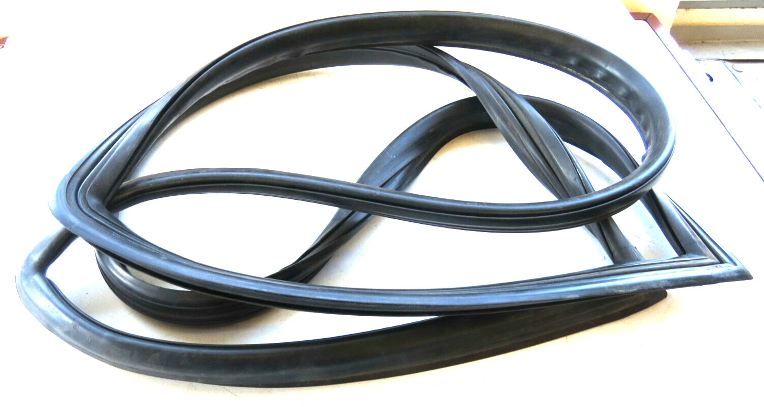 Bentley Rolls Royce 1981-1997 OEM Glass Seal Rear – Image 6