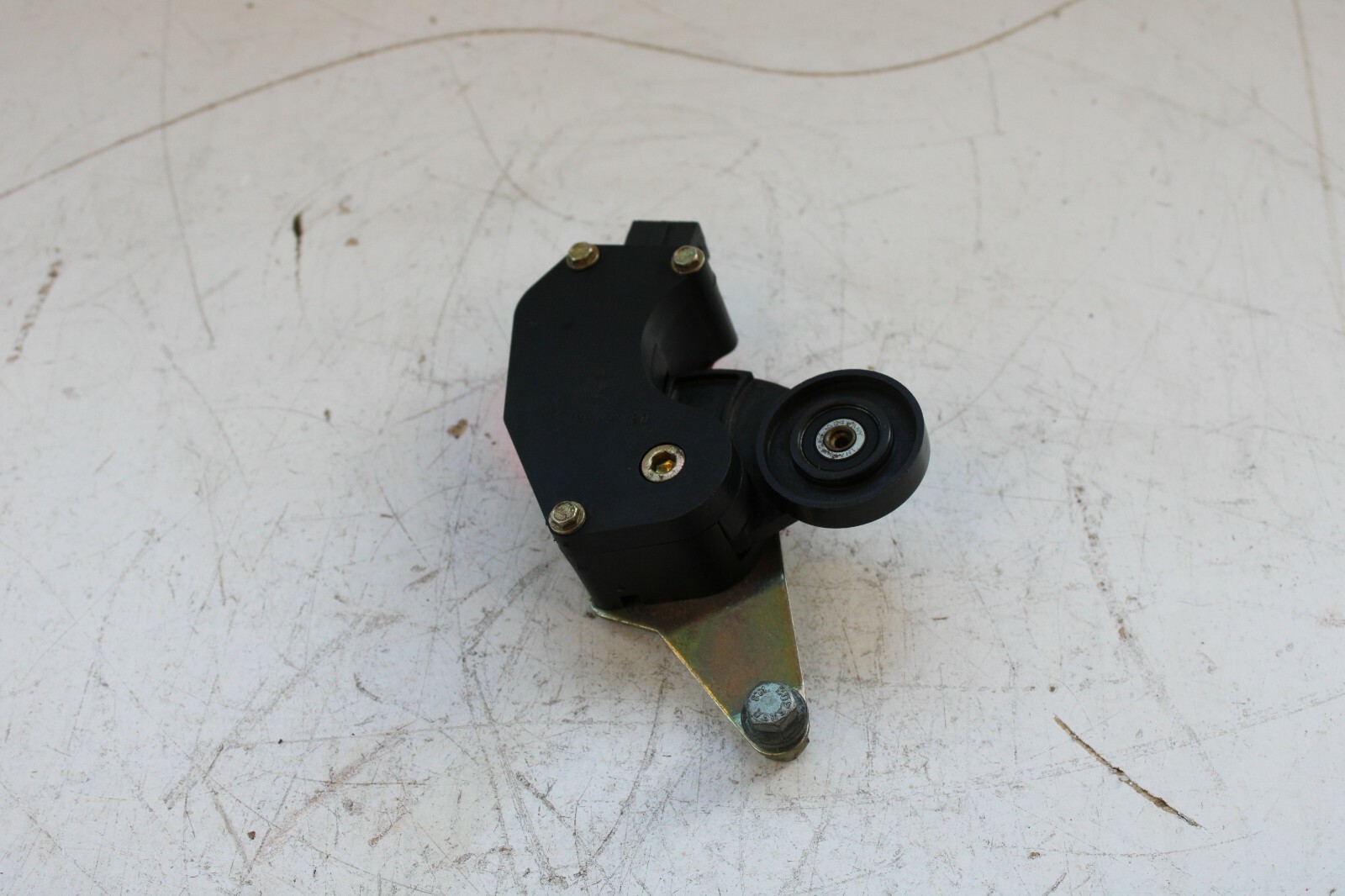 Porsche 911 1989-1998 OEM Belt Tension Sensor 96410603507; 99310603500 – Image 2